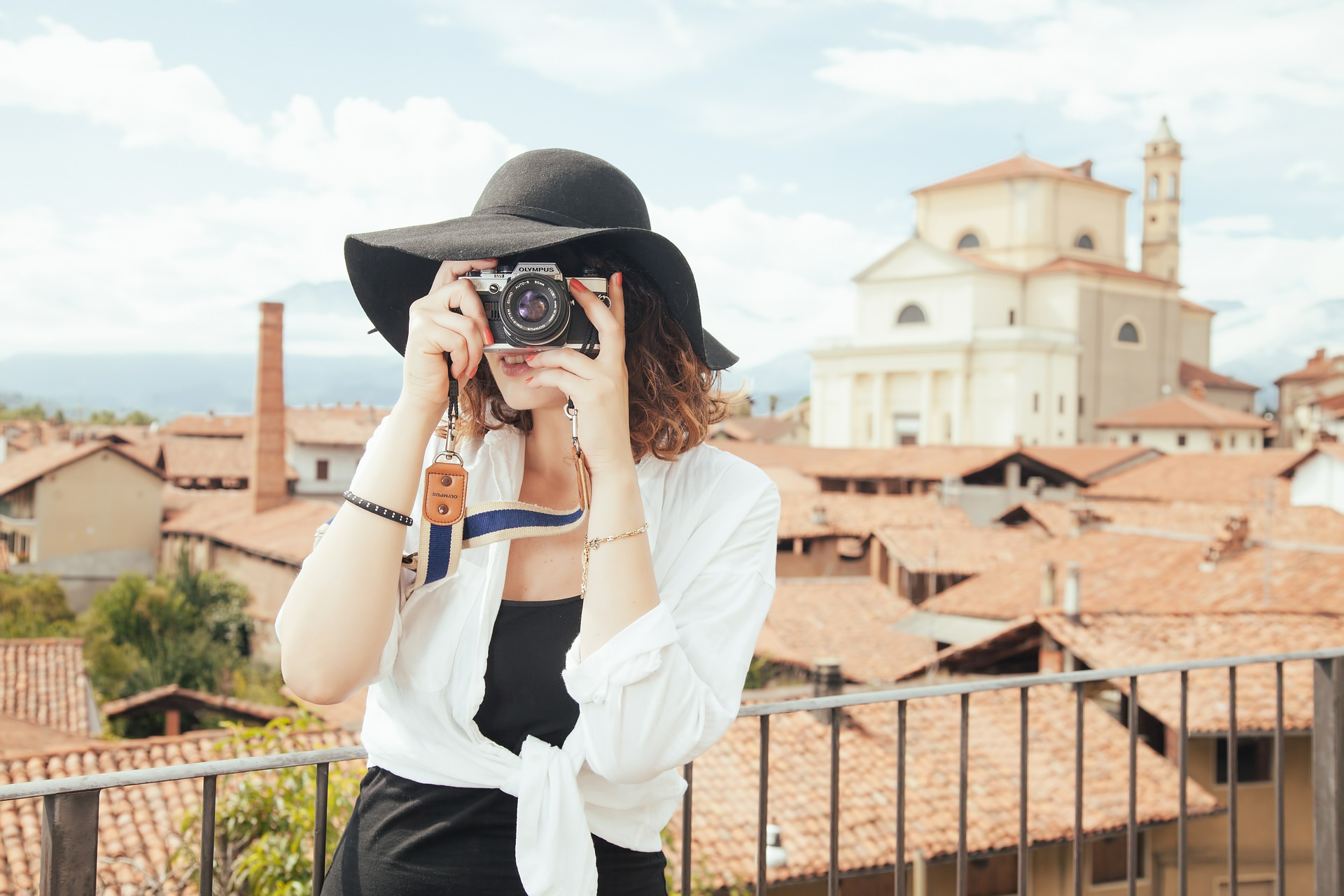 How to Spot an American Abroad